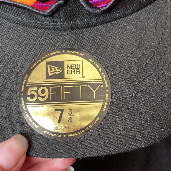 As hat - Picture 3 of 5